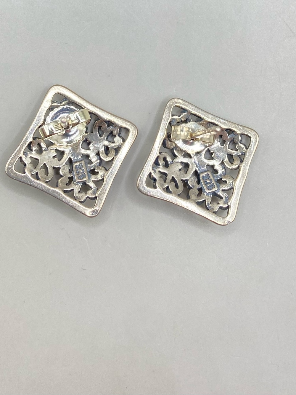 Vintage Sterling Silver Filigree Scroll Square Post Earrings - Picture 6 of 6